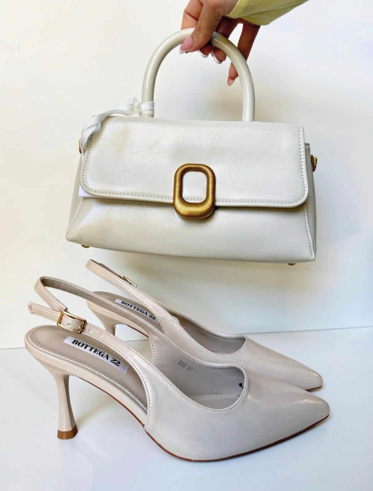 Slingback Pearl